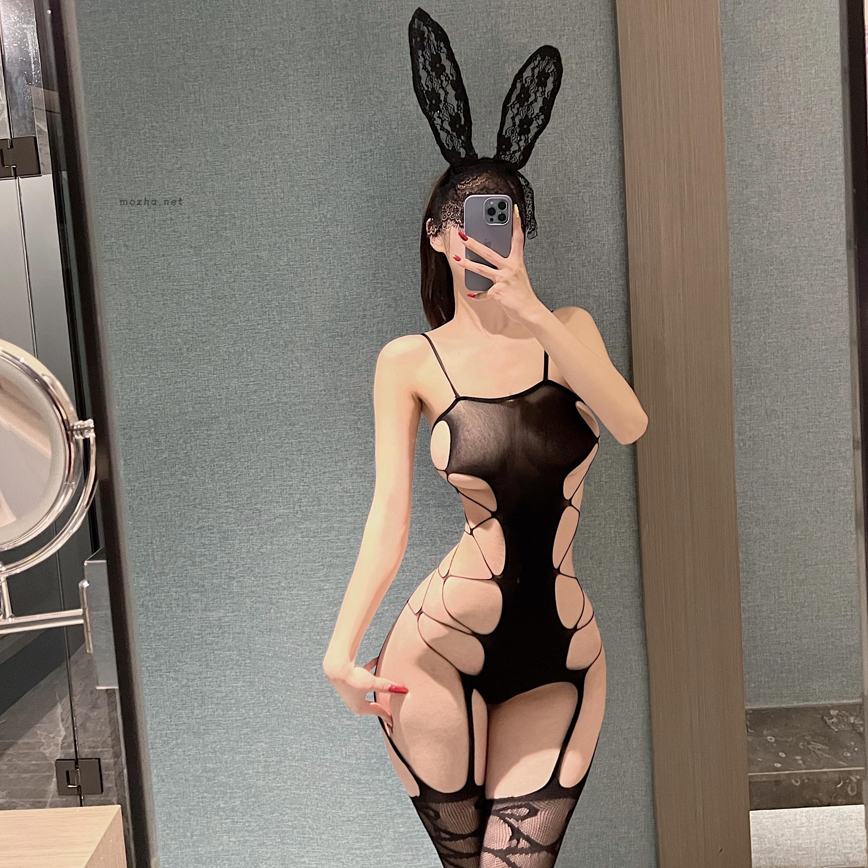 脸红Dearie – 两侧镂空【16P】